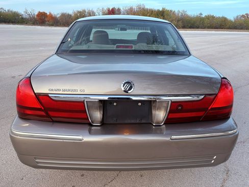 Used 2003 Mercury Grand Marquis GS image 21