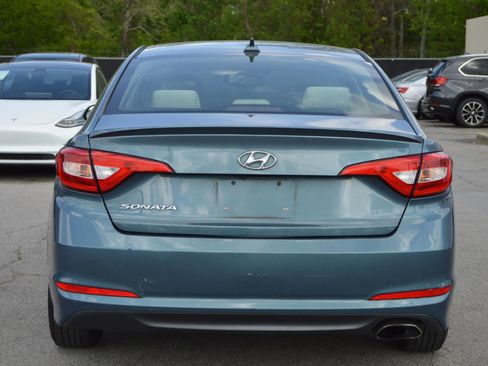 Used 2017 Hyundai Sonata SE w/ Cargo Package image 5