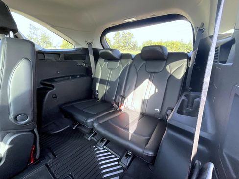 Used 2025 Kia Sorento SX AWD/4WD image 20