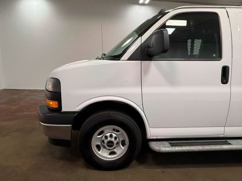 Used 2024 GMC Savana 2500 w/ Driver Convenience Package image 42