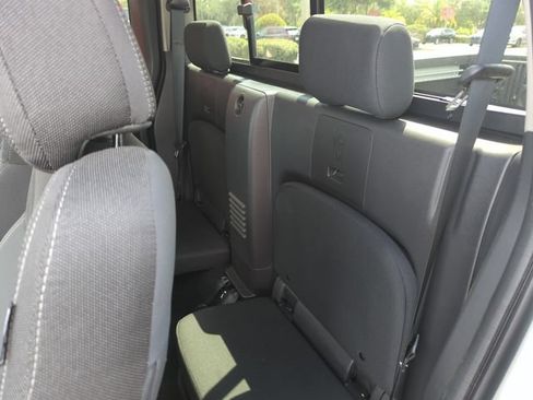 Certified 2024 Nissan Frontier SV w/ SV Convenience Package AWD/4WD image 29