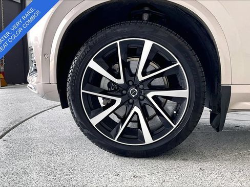 Used 2025 Volvo XC90 B6 Plus w/ Protection Package Premier AWD/4WD image 10