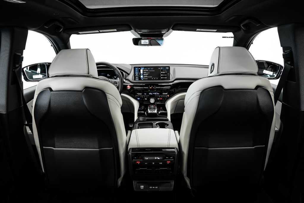 New 2026 Acura MDX Type S w/ Advance Package AWD/4WD image 19