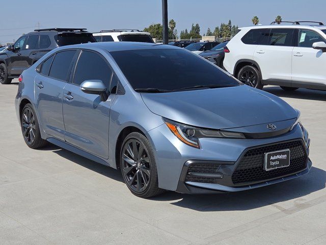 Used 2021 Toyota Corolla SE FWD image 3