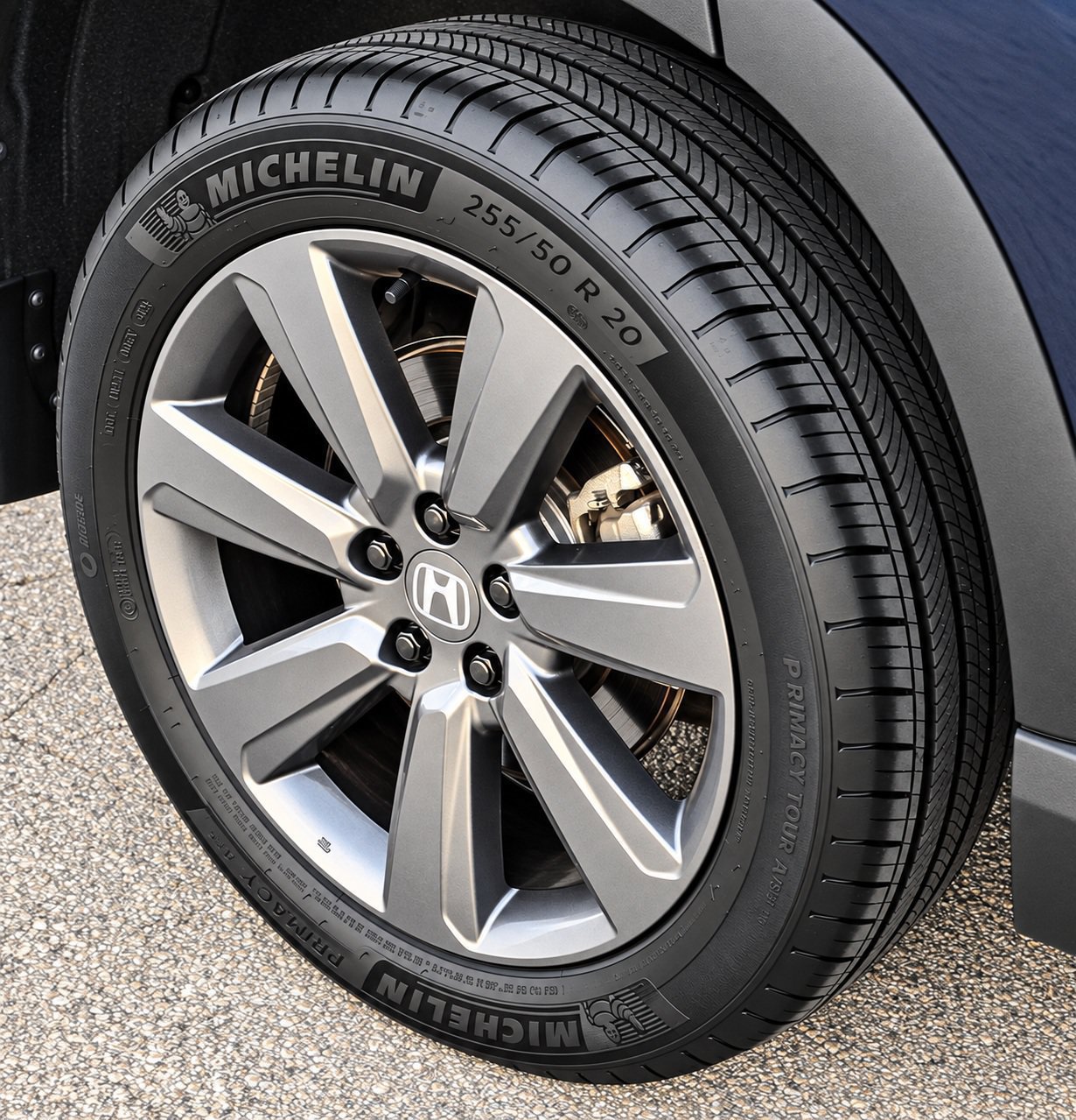 Used 2025 Honda Pilot Sport image 9