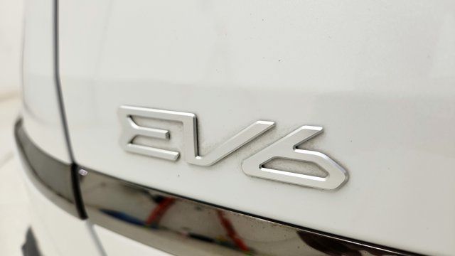 Used 2024 Kia EV6 GT AWD/4WD image 32
