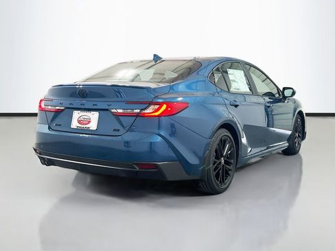 New 2026 Toyota Camry SE image 4