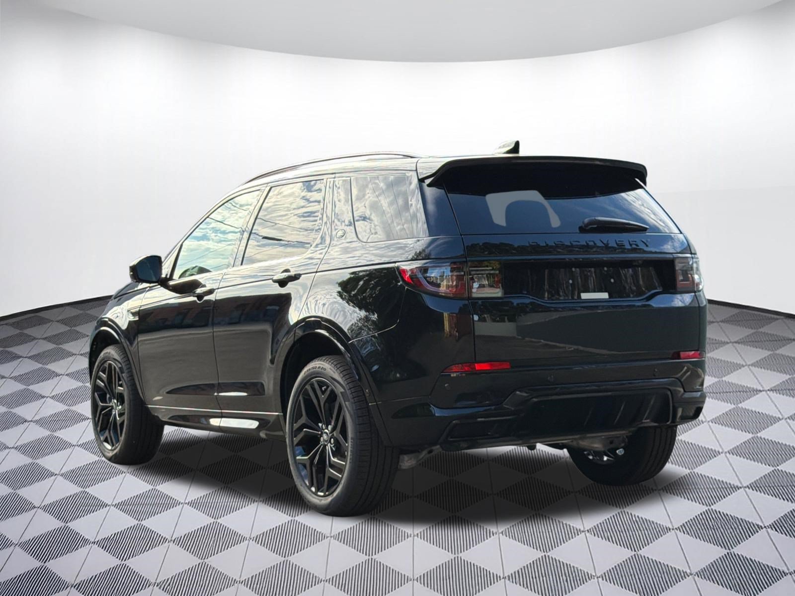 New 2026 Land Rover Discovery Sport Landmark AWD/4WD image 3