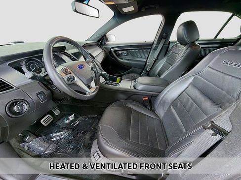 Used 2016 Ford Taurus SHO image 4