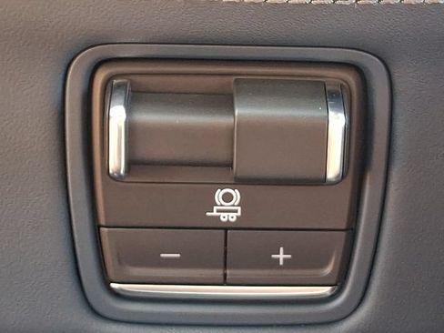 Used 2026 Cadillac Escalade IQ Sport 2 AWD/4WD image 25