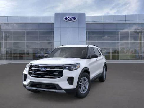 New 2026 Ford Explorer Active image 2