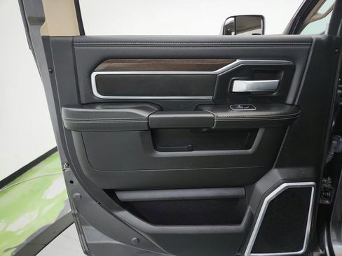 Used 2022 RAM 2500 Laramie image 30