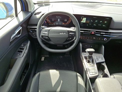 New 2026 Kia Sportage EX AWD/4WD image 8