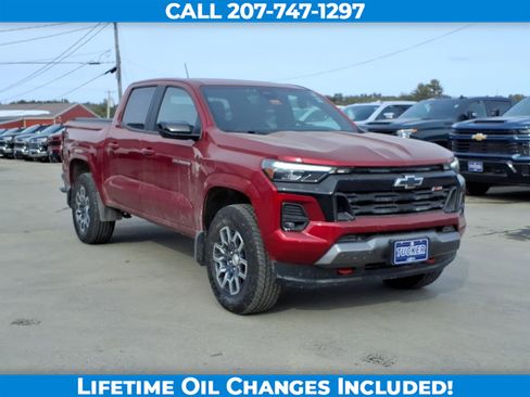Used 2024 Chevrolet Colorado Z71 w/ Z71 Convenience Package 2 image 3