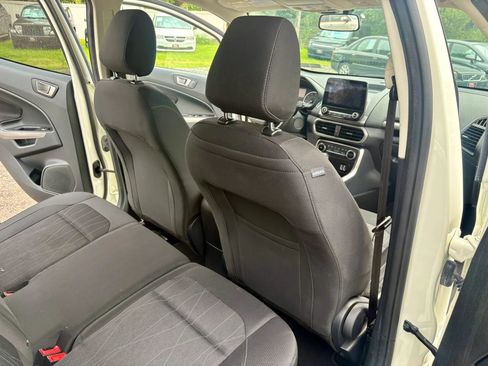 Used 2021 Ford EcoSport SE FWD image 21
