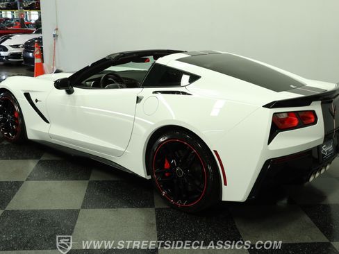 Used 2015 Chevrolet Corvette Stingray Coupe w/ Pacific Design Package RWD image 7