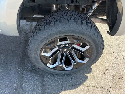 Used 2024 Ford F150 XLT w/ Equipment Group 303A High image 25