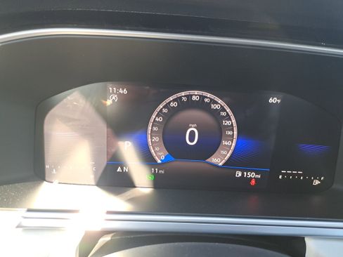 New 2026 Volkswagen Taos SE image 18