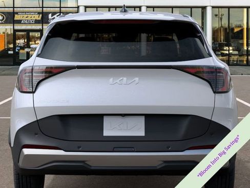 New 2026 Kia Sportage LX FWD image 13