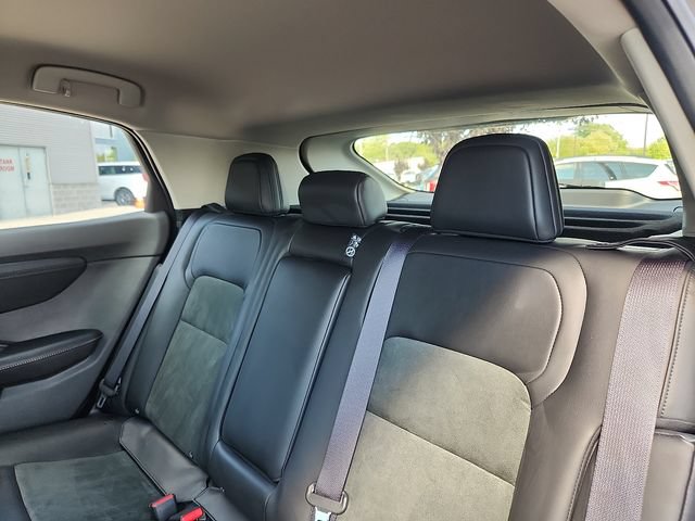 Used 2024 Nissan Ariya AWD image 24