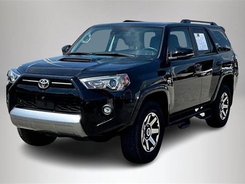 Used 2022 Toyota 4Runner TRD Off-Road Premium image 2