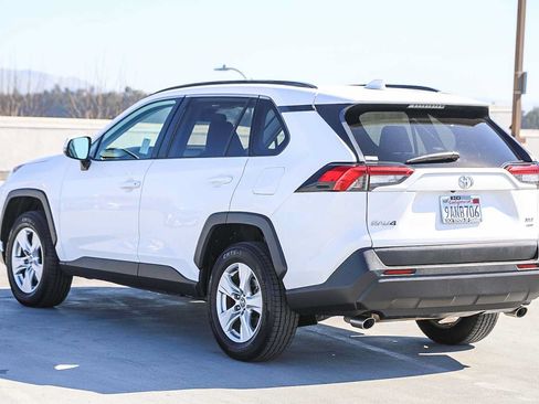 Certified 2020 Toyota RAV4 XLE AWD/4WD image 7