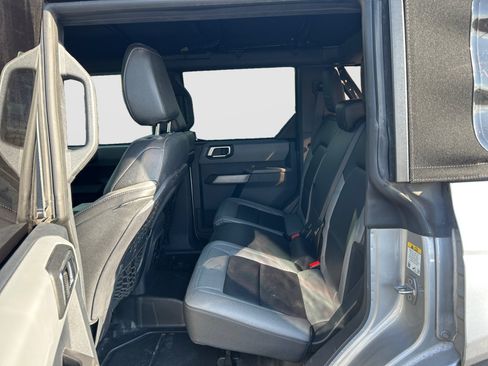 Used 2021 Ford Bronco Black Diamond AWD/4WD image 18