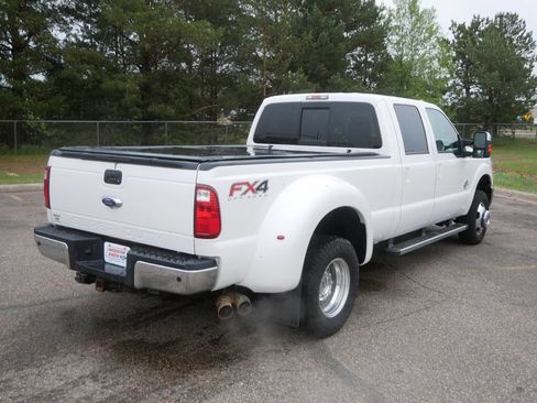 Used 2015 Ford F350 Lariat w/ Chrome Package AWD/4WD image 4