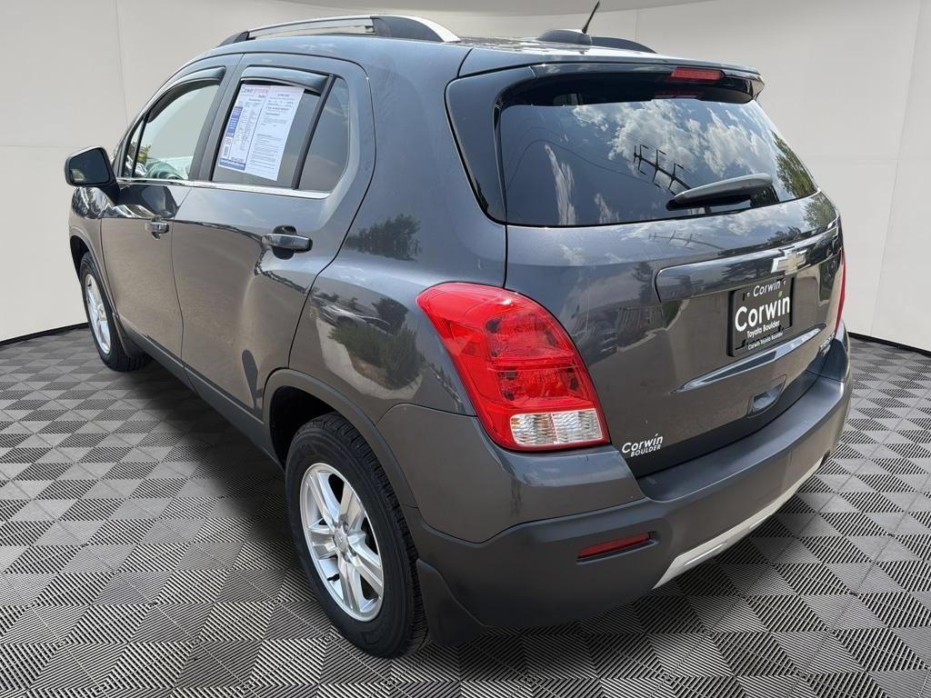 Used 2016 Chevrolet Trax LT w/ LT Sun and Sound Package AWD/4WD image 5
