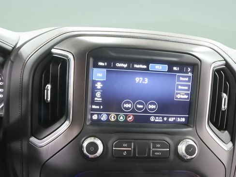 Used 2021 GMC Sierra 2500 AT4 w/ AT4 Preferred Package AWD/4WD image 11