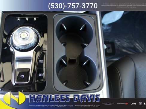 New 2026 Kia Carnival EX image 21