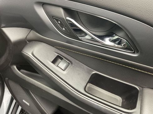 Used 2020 Chevrolet Traverse Premier FWD image 27