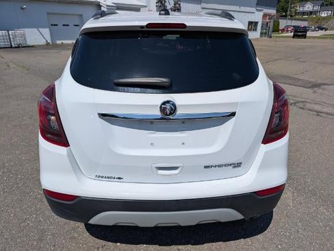 Used 2022 Buick Encore Preferred image 5
