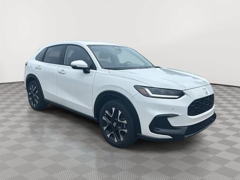Certified 2026 Honda HR-V EX-L image 4