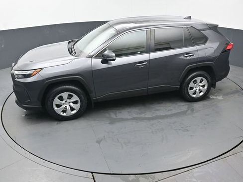 Used 2023 Toyota RAV4 LE AWD/4WD image 36
