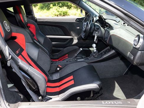 Used 2020 Lotus Evora RWD image 47