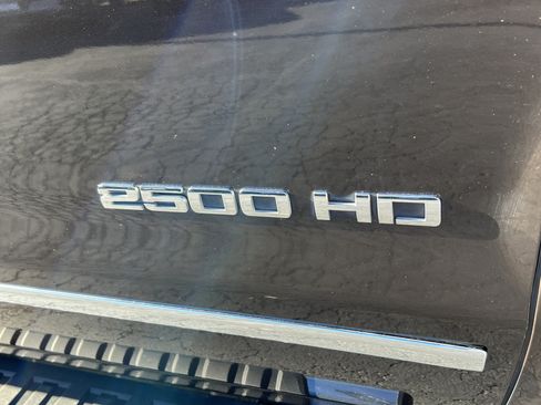 Used 2019 Chevrolet Silverado 2500 LTZ w/ Duramax Plus Package AWD/4WD image 10