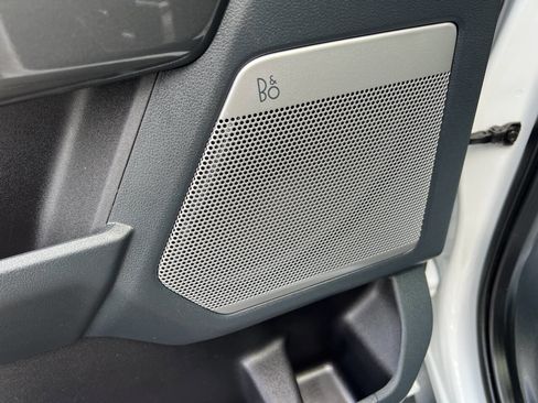 Used 2023 Ford F150 Lariat w/ Equipment Group 502A High image 14