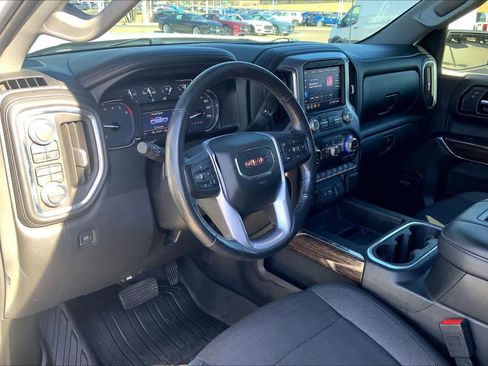 Used 2020 GMC Sierra 1500 Elevation w/ Elevation Value Package image 17
