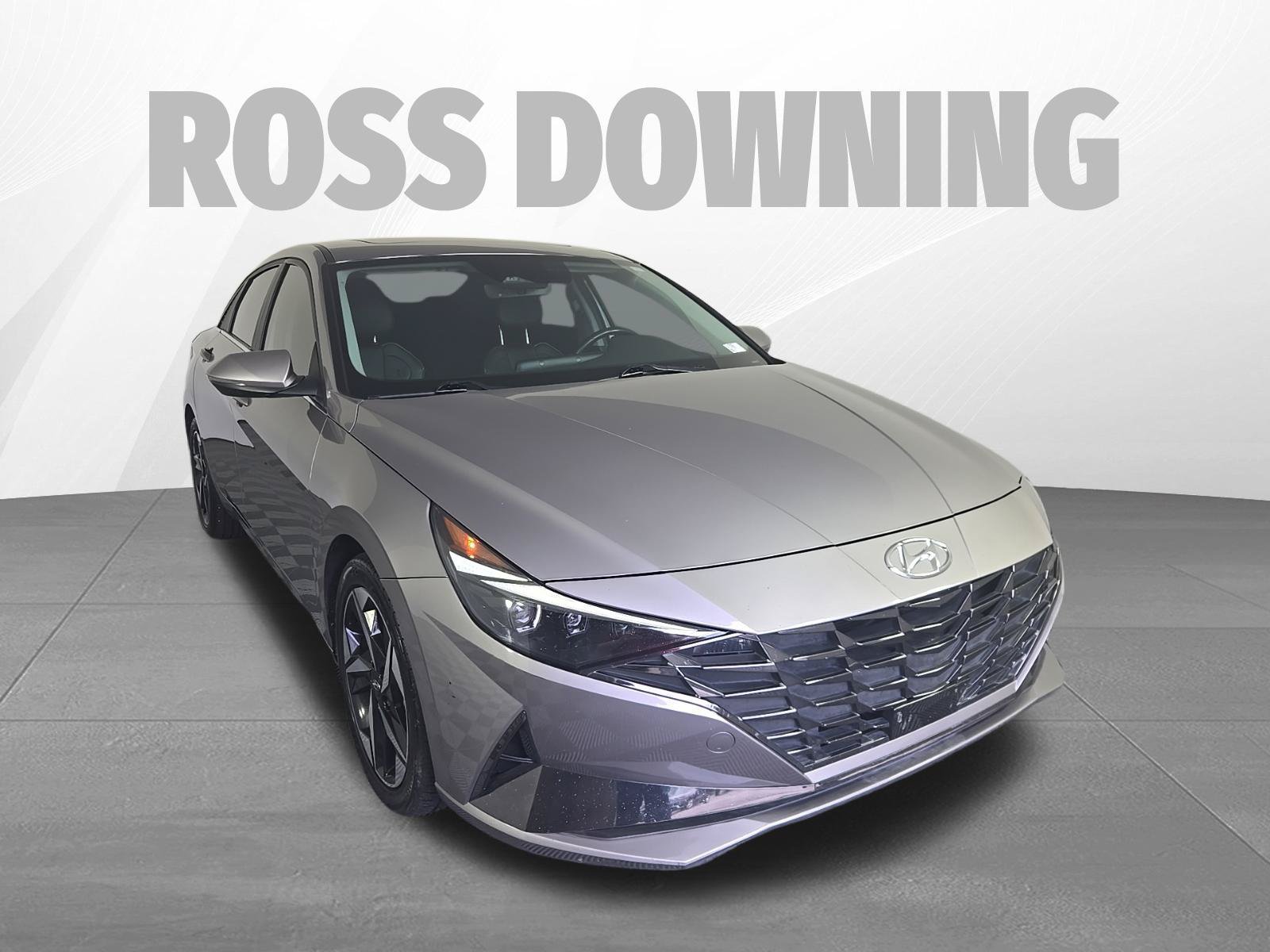 Used 2023 Hyundai Elantra Limited FWD image 3