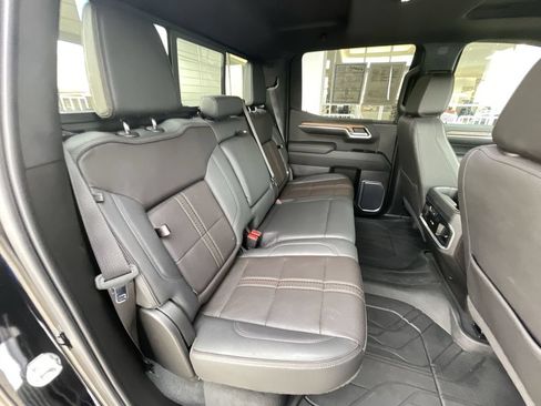 Certified 2023 Chevrolet Silverado 1500 High Country w/ High Country Premium Package AWD/4WD image 27