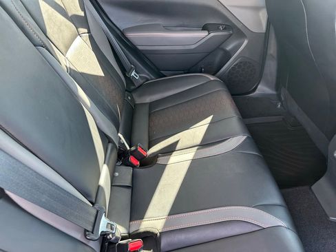 Used 2025 Subaru Crosstrek 2.5i Limited w/ Popular Package #3A image 19