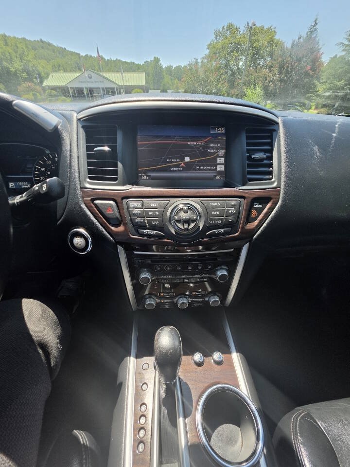 Used 2015 Nissan Pathfinder Platinum w/ Cargo Package FWD image 22