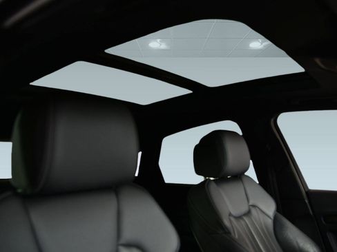 Certified 2023 Audi Q5 2.0T Premium image 12