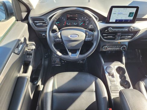 Used 2022 Ford Escape SEL image 11