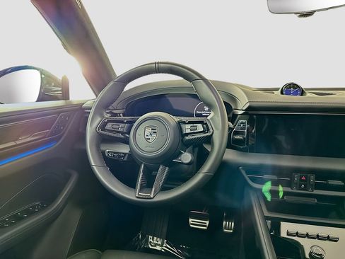 Used 2025 Porsche Macan Turbo Electric image 25