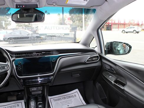Used 2023 Chevrolet Bolt LT image 20