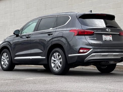 Used 2020 Hyundai Santa Fe SEL image 3