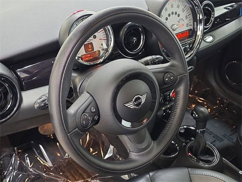 Used 2012 MINI Cooper Hardtop image 12