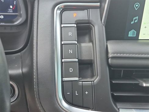 Certified 2023 Chevrolet Tahoe Z71 w/ Luxury Package image 20